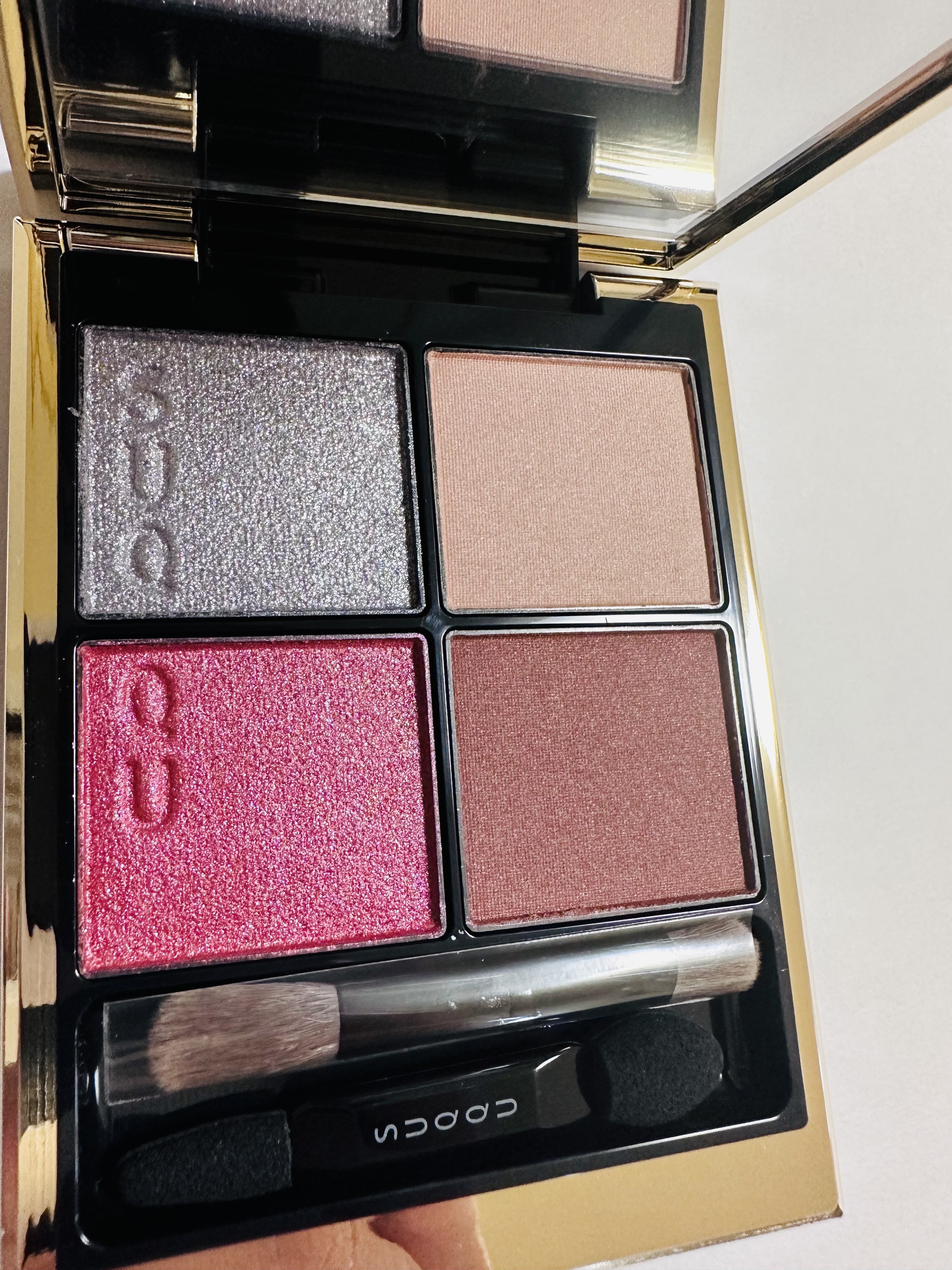 2023年夏新作アイシャドウパレット】シグニチャー カラー アイズ