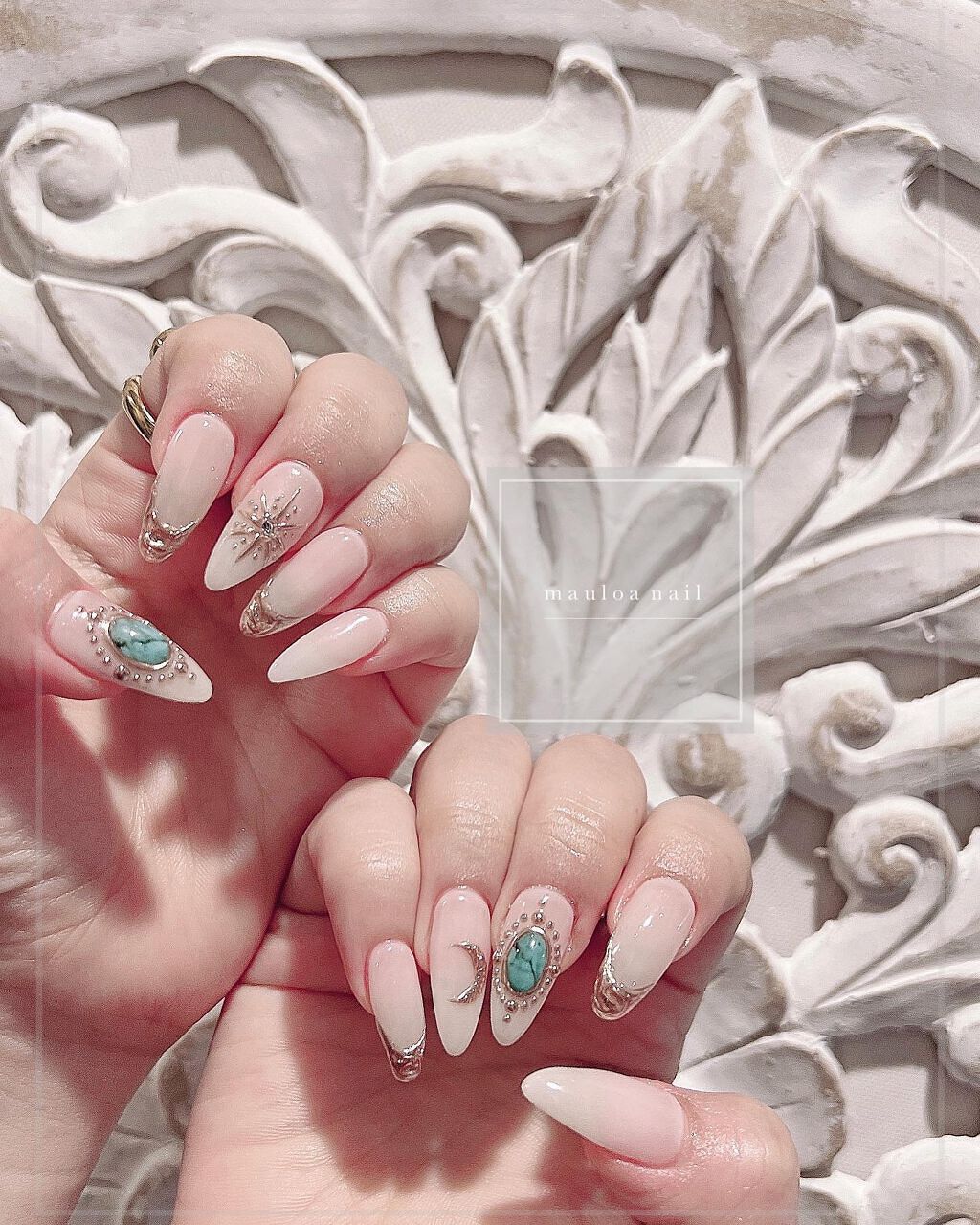 #ターコイズネイル,#ネイル,#アートネイル,#春ネイル,#ミラーアートネイル,#チークネイル,#フレンチネイル,#ピンクネイル,#ミラーネイル,#手書きアートネイル,#刺繍ネイル,#ミラーネイル,#ベビーピンクネイル,#春ネイル,#天王寺ネイルのネイルデザイン