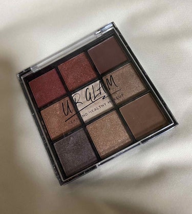 UR GLAM　BLOOMING EYE COLOR PALETTE/U R GLAM/パウダーアイシャドウを使ったクチコミ（1枚目）