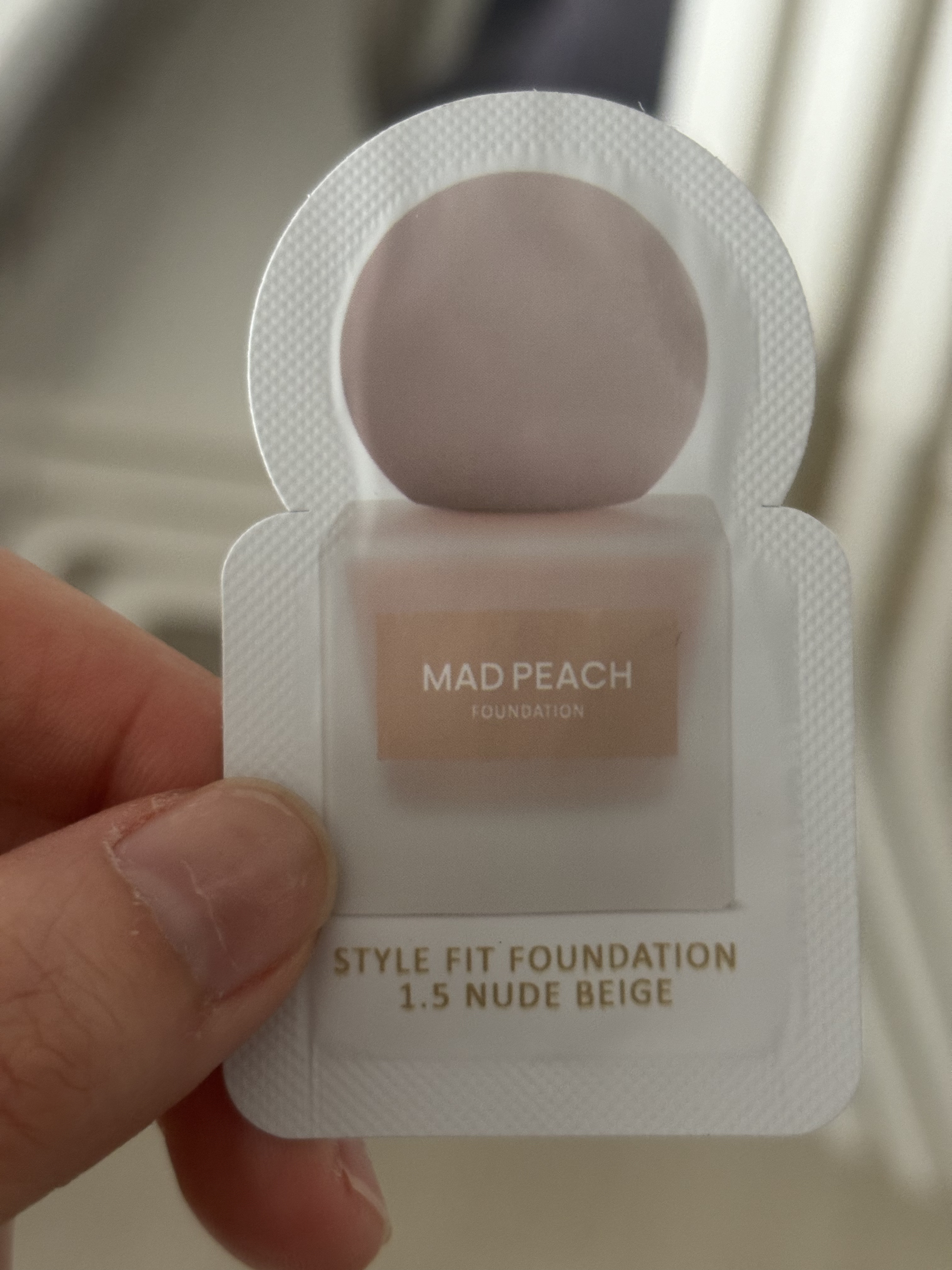 マッドピーチ スタイルフィットファンデーション 1.5 ヌードベージュ(NUDE BEIGE)/MAD PEACH/リキッドファンデーションを使ったクチコミ（1枚目）