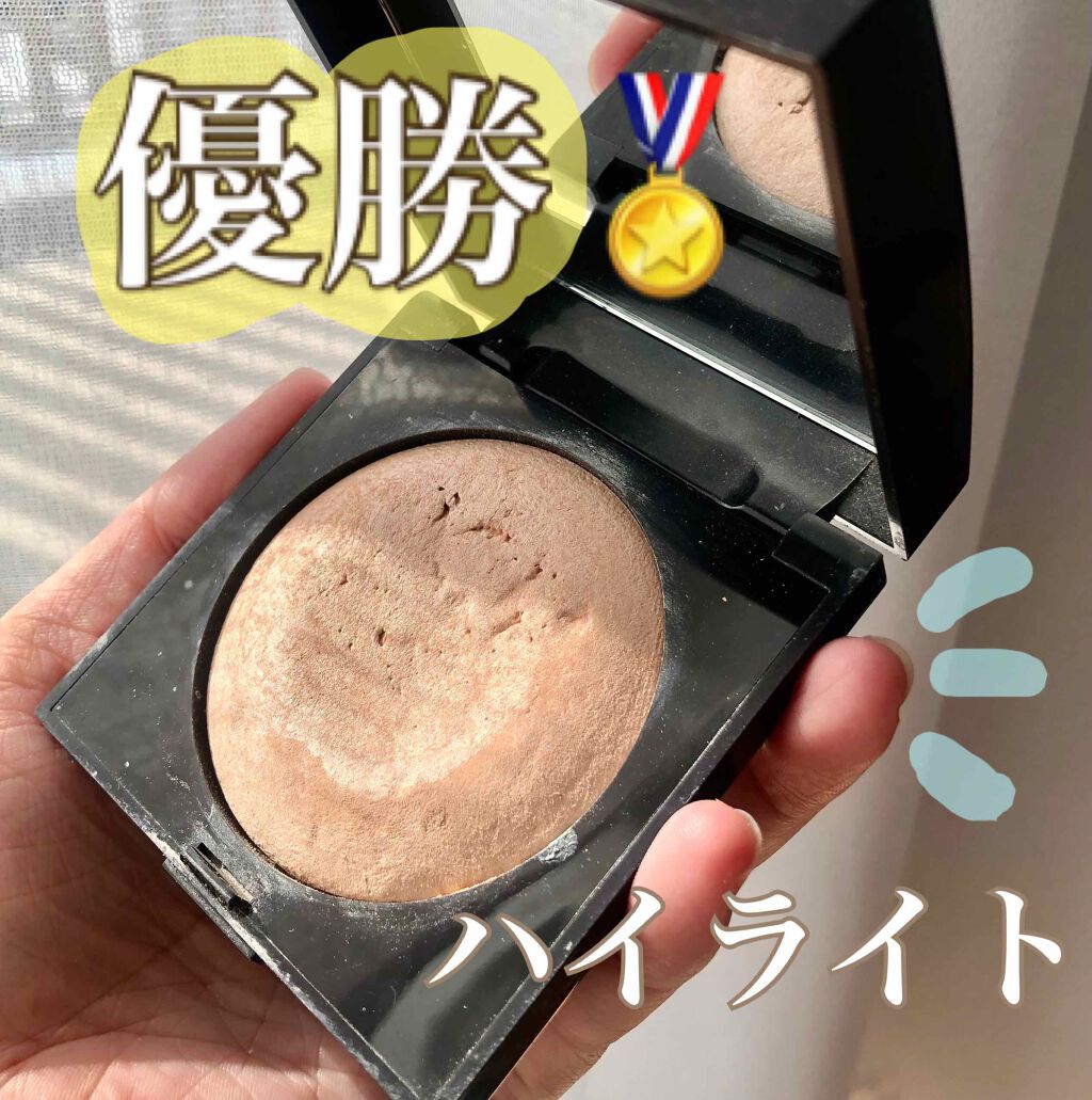 マットラディアンス ベイクドパウダー ハイライト01/ローラ メルシエ/パウダーハイライトを使ったクチコミ(1枚目)