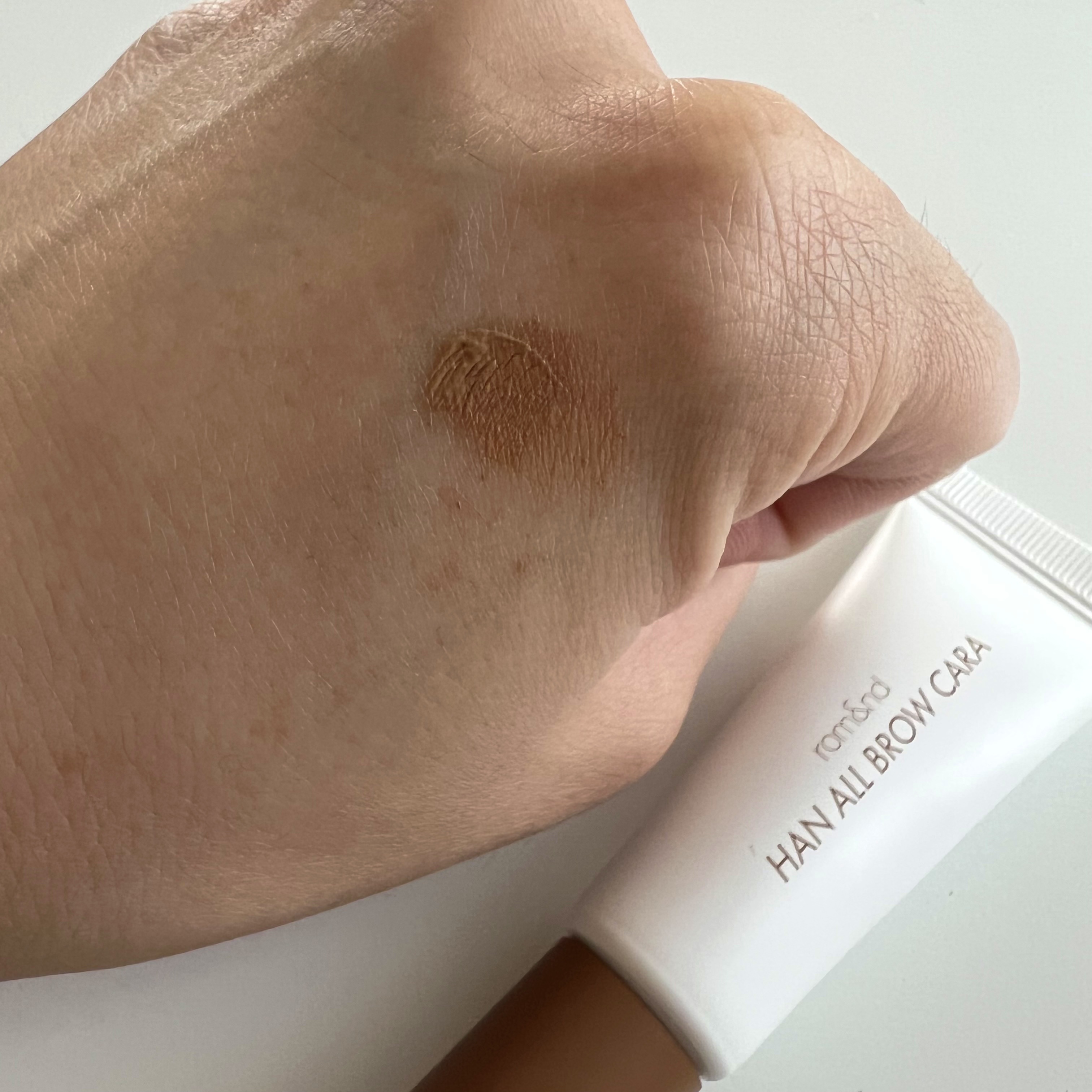 ハンオールブロウカラ/rom&nd/眉マスカラを使ったクチコミ（3枚目）