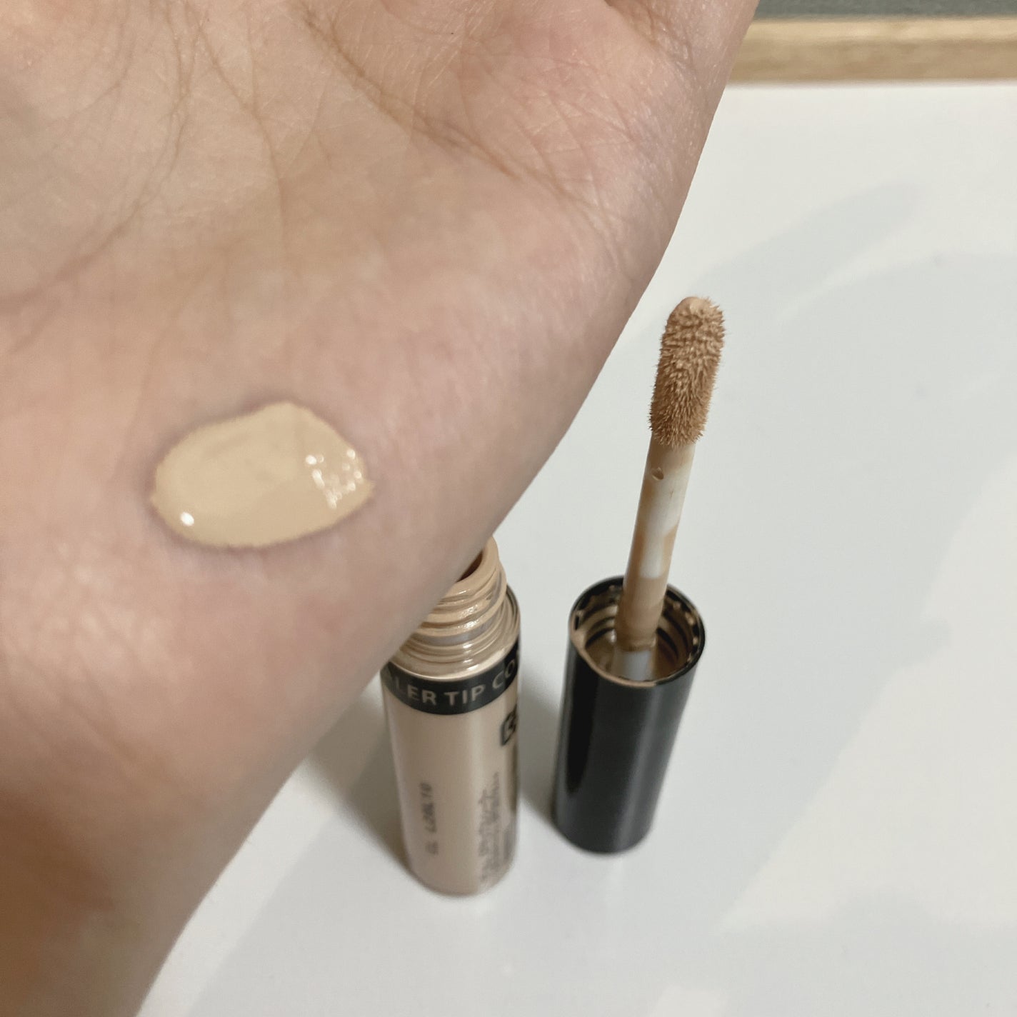 カバーパーフェクション チップコンシーラー/the SAEM/リキッドコンシーラーを使ったクチコミ(2枚目)
