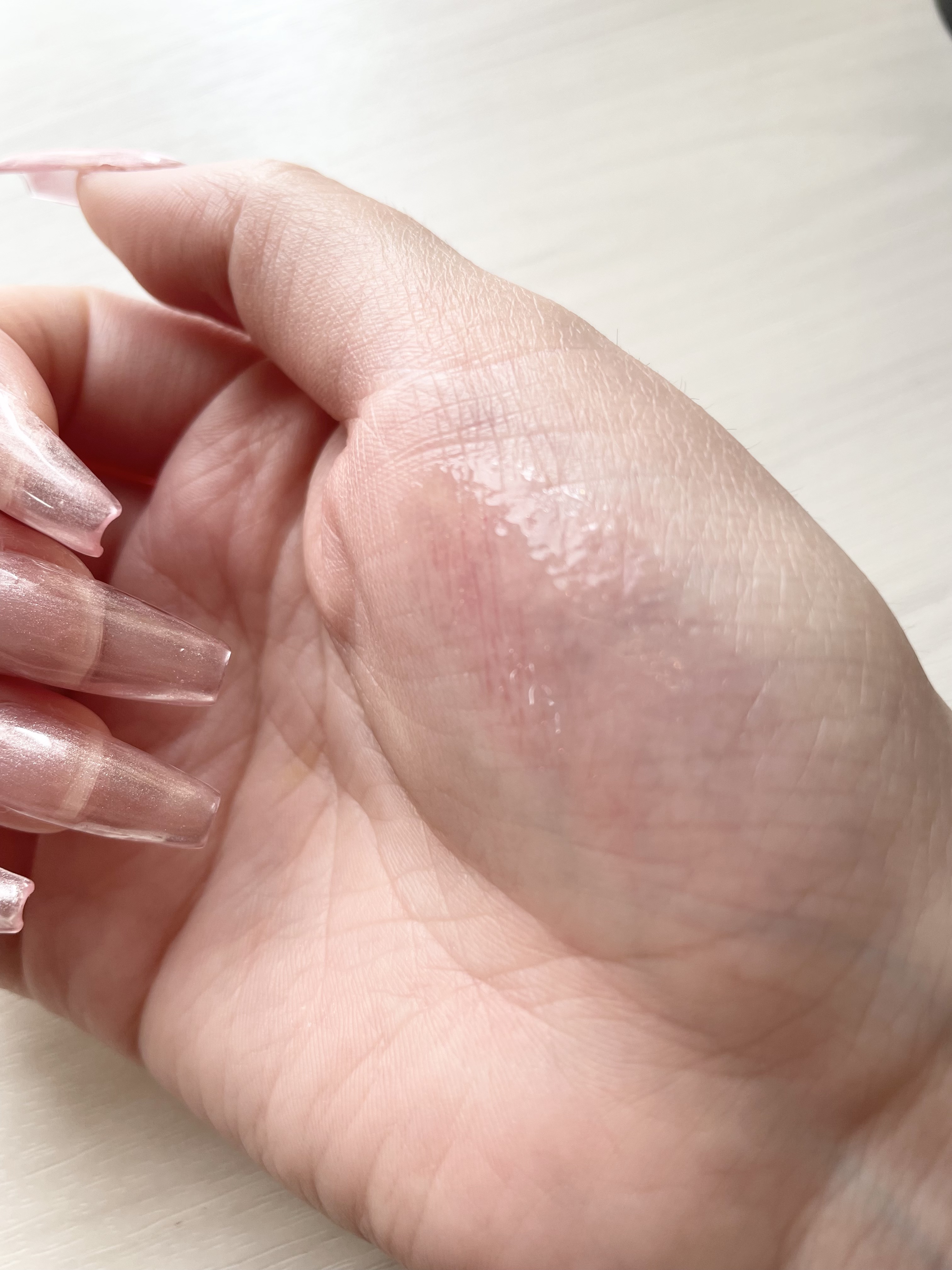 エスポア プランピーズ リップグロス 01 ロージービーム/espoir/リップグロスを使ったクチコミ（2枚目）