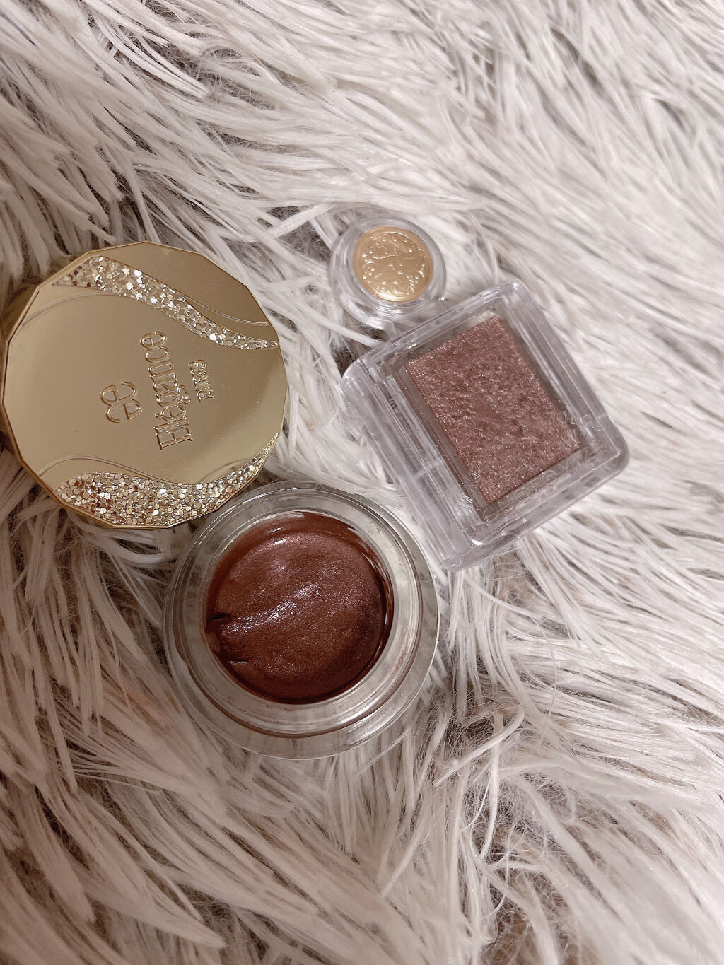 シャドーカスタマイズ/MAJOLICA MAJORCA/単色アイシャドウを使ったクチコミ（3枚目）