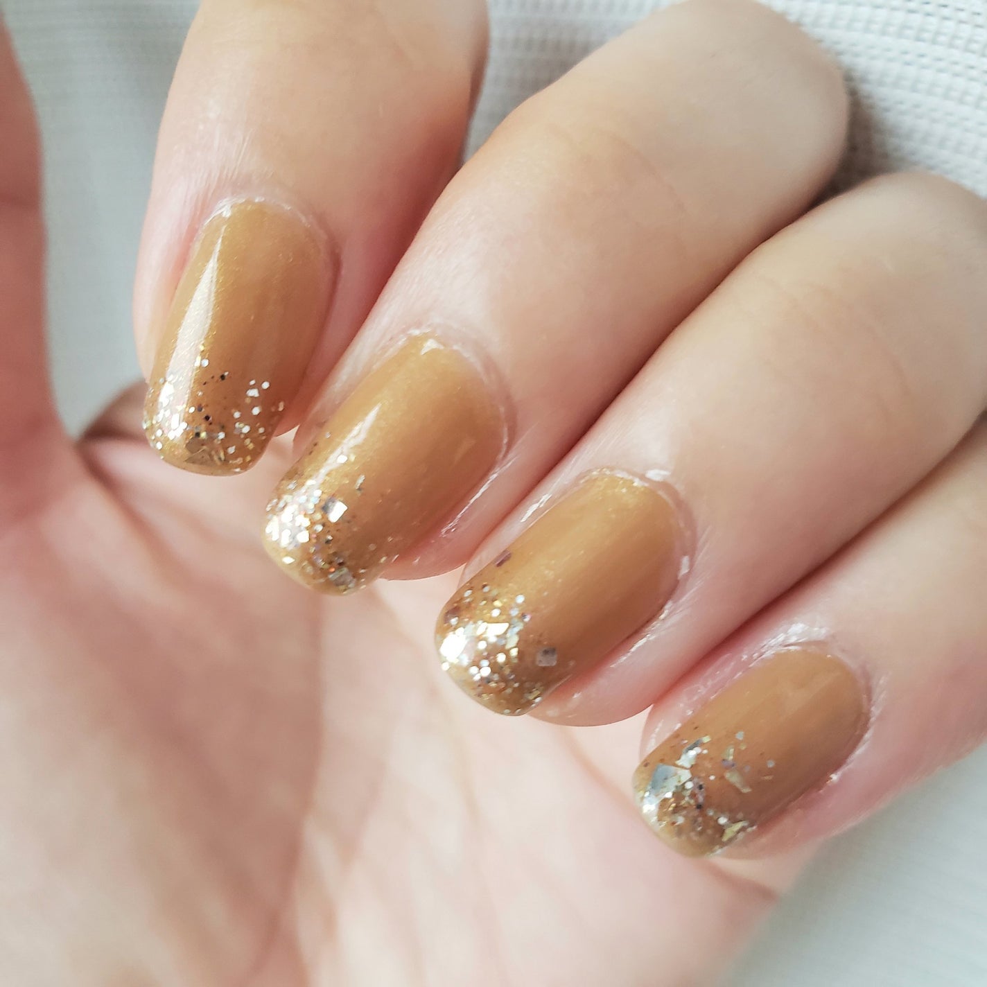 土木系おねいさん on LIPS 「今日のネイル💅パラドゥ新作のムーンライトソルトを使って、ラメグ..」(5枚目)