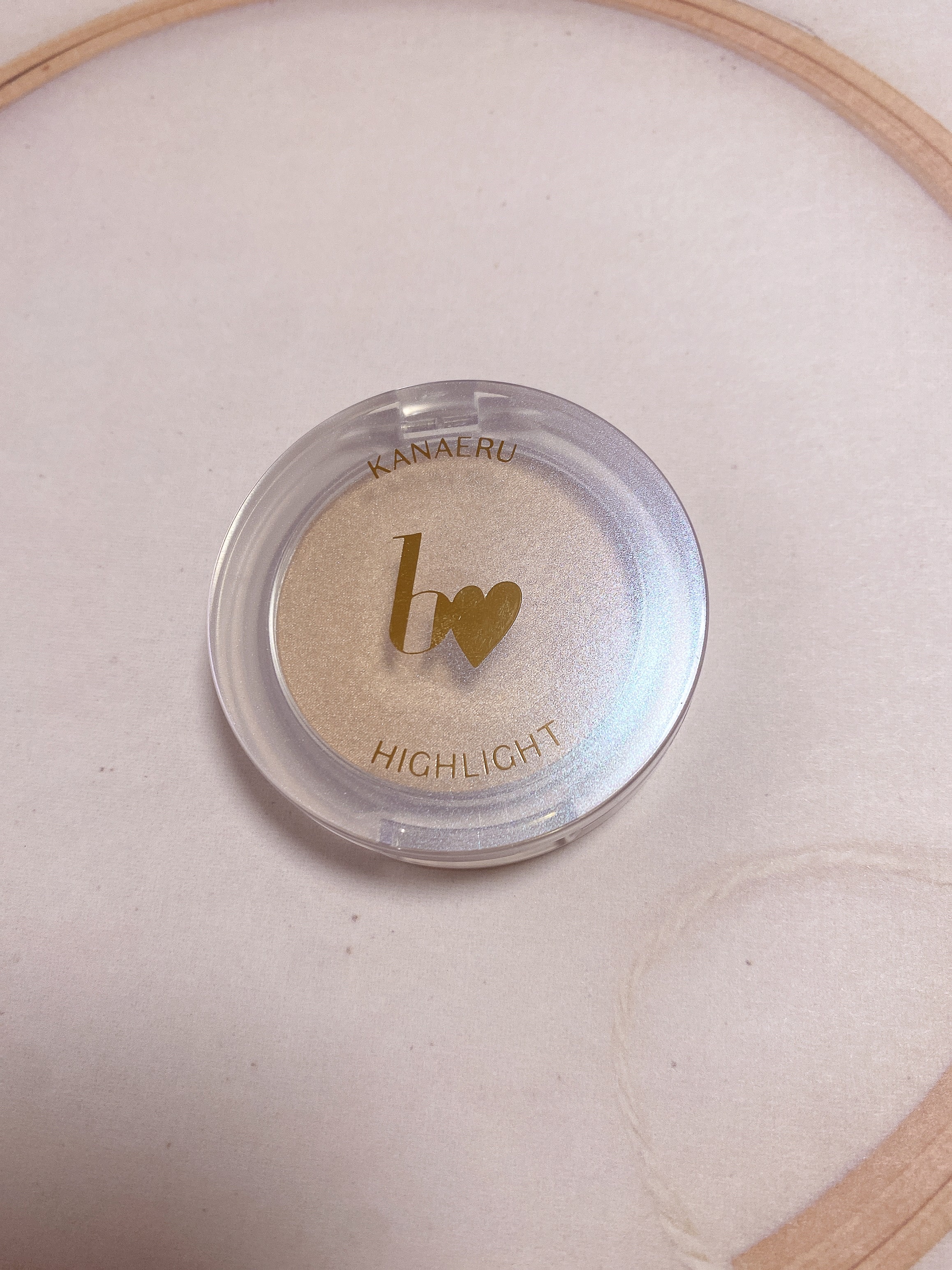 叶えるハイライト 01 骨格ベージュ/b idol/パウダーハイライトを使ったクチコミ（1枚目）