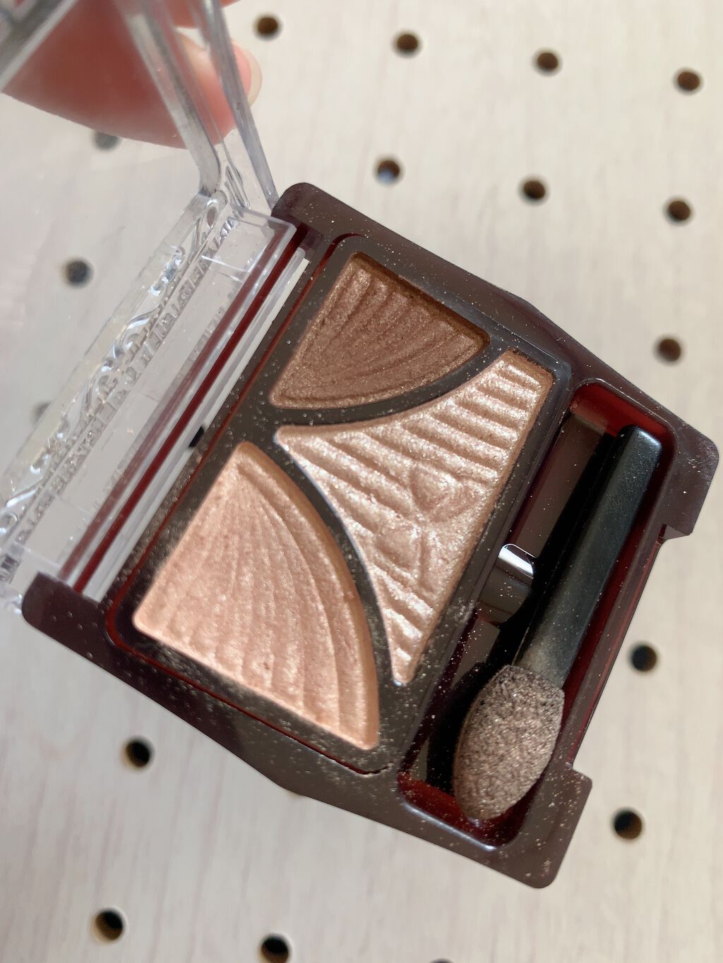 ジューシーピュアアイズ/キャンメイク/アイシャドウパレットを使ったクチコミ(2枚目)