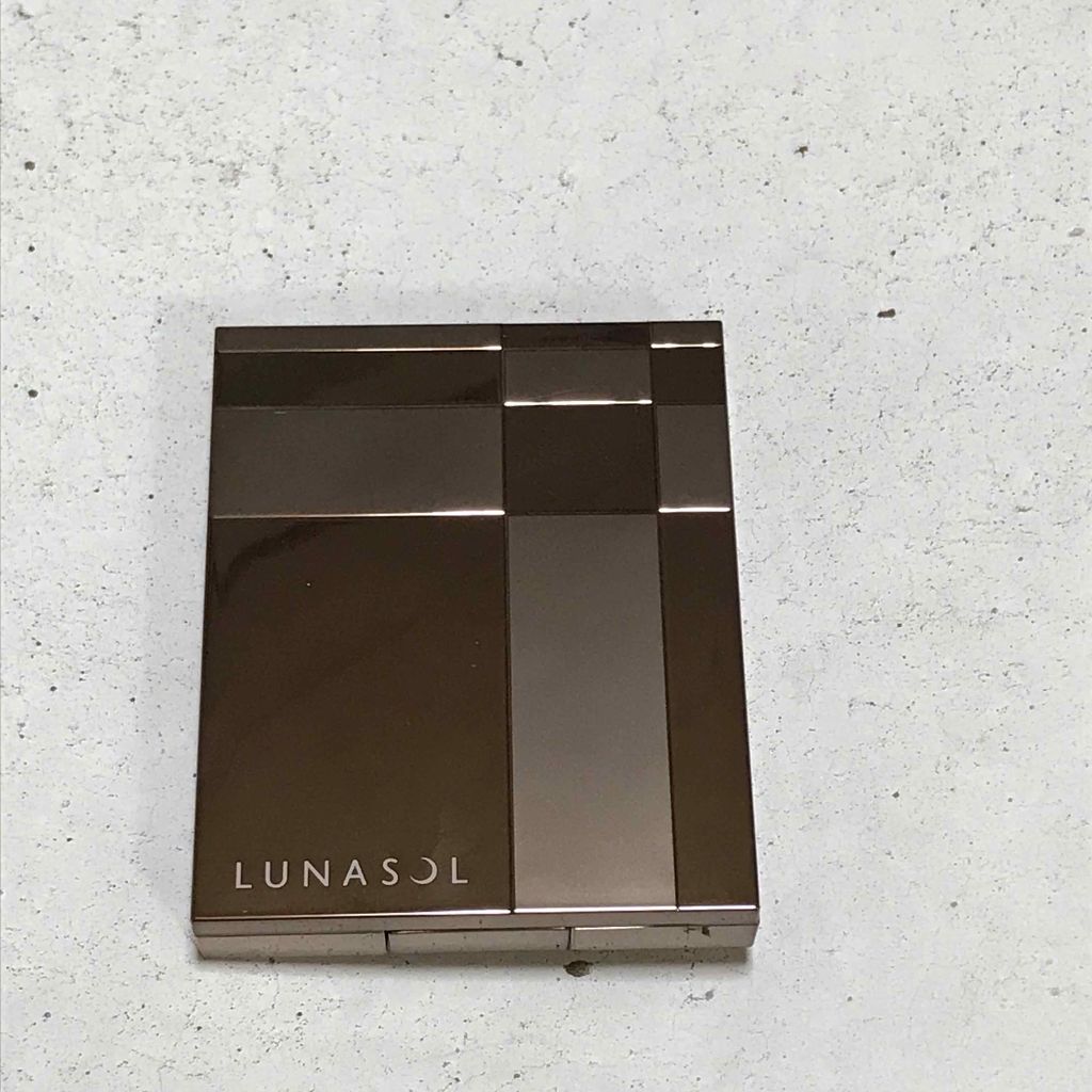 スパークリングアイズ/LUNASOL/アイシャドウパレットを使ったクチコミ（1枚目）