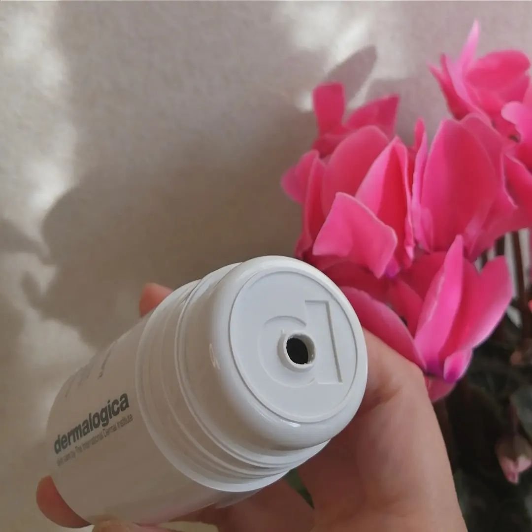 デイリーマイクロフォリエント 74g/ダーマロジカ/洗顔パウダーを使ったクチコミ（2枚目）