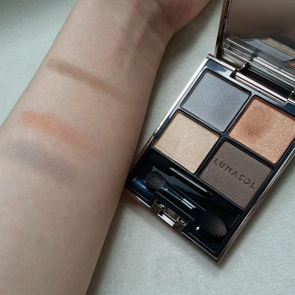 アイカラーレーション 08 Mystic Mink/LUNASOL/アイシャドウパレットを使ったクチコミ(3枚目)