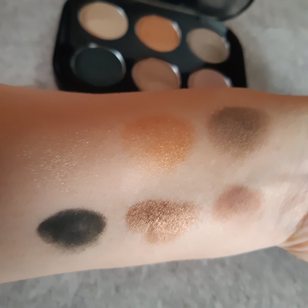 コネクト イン カラー アイシャドウ パレット × 6/M・A・C/アイシャドウパレットを使ったクチコミ（3枚目）