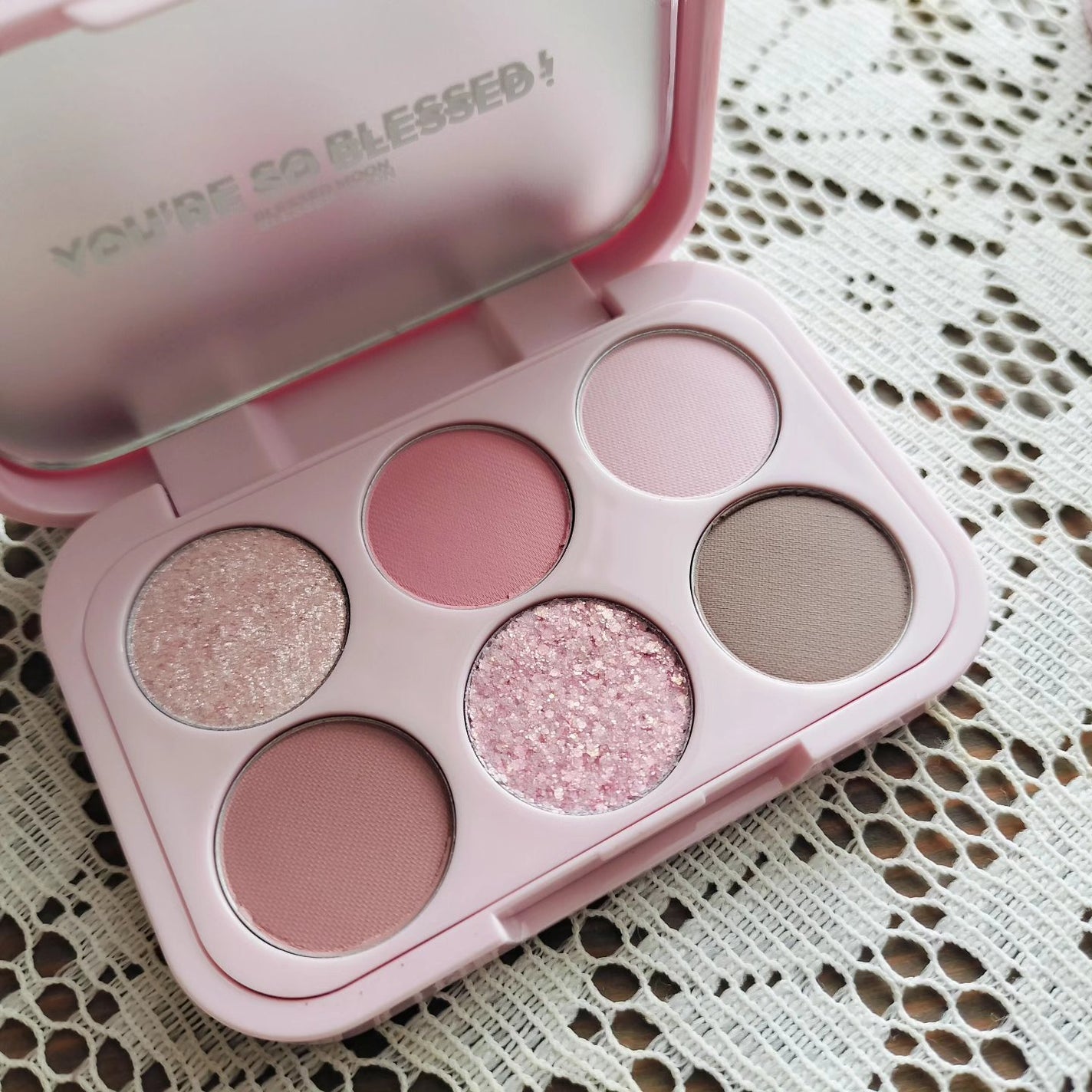 LIKE A SHADOW/BLESSED MOON/ジェル・クリームアイシャドウを使ったクチコミ(4枚目)