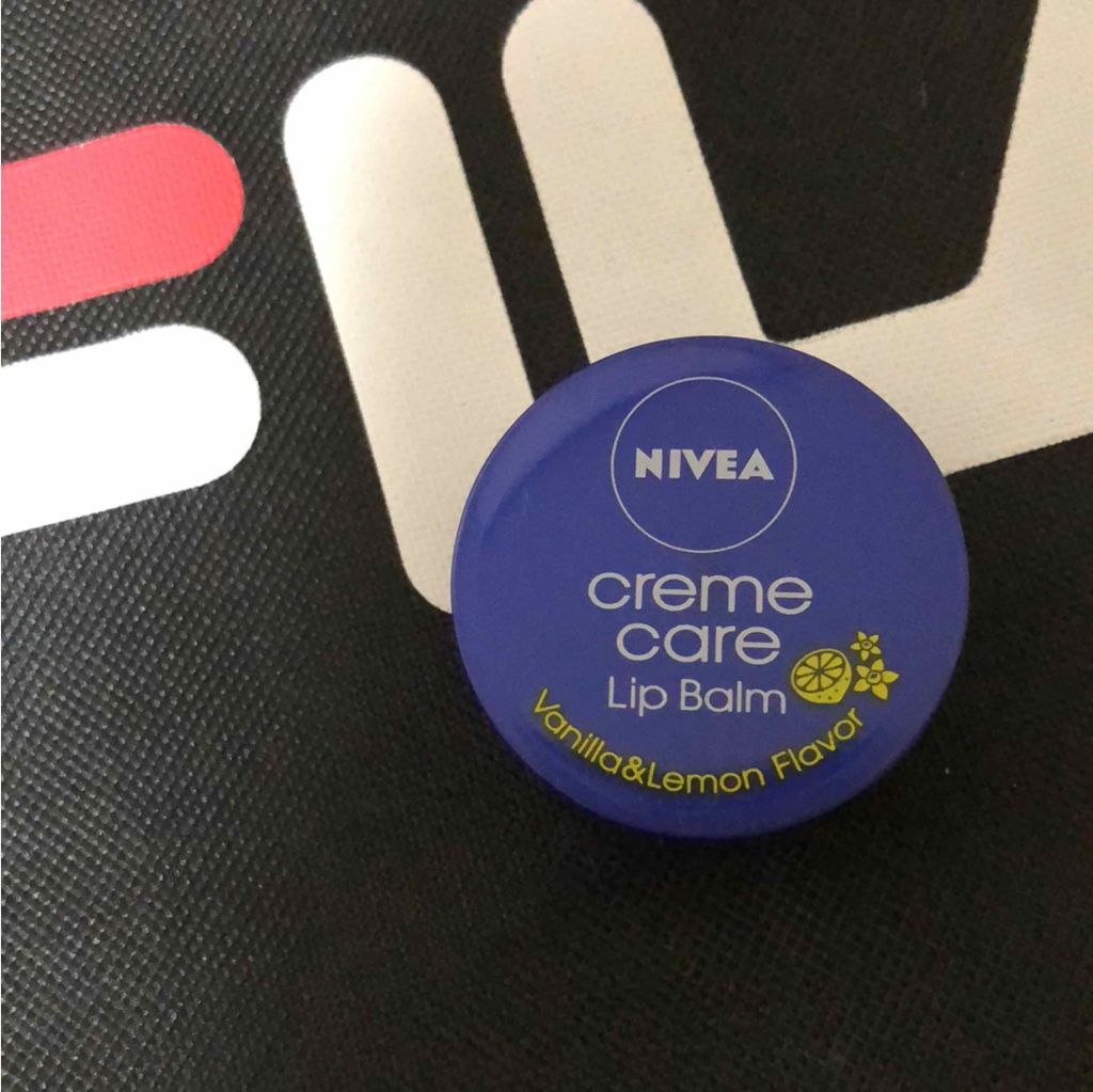 ニベア クリームケア リップバーム バニラ&レモンの香り/ニベア/リップケアを使ったクチコミ(1枚目)