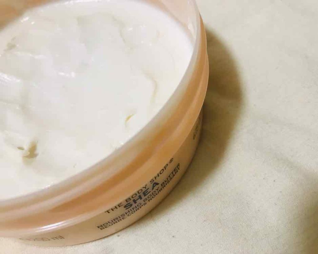 ボディバター シア/THE BODY SHOP/ボディクリームを使ったクチコミ（2枚目）