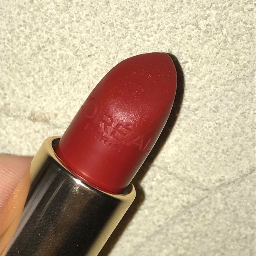 カラーリッシュモイストマットN/ロレアル パリ/口紅を使ったクチコミ（3枚目）