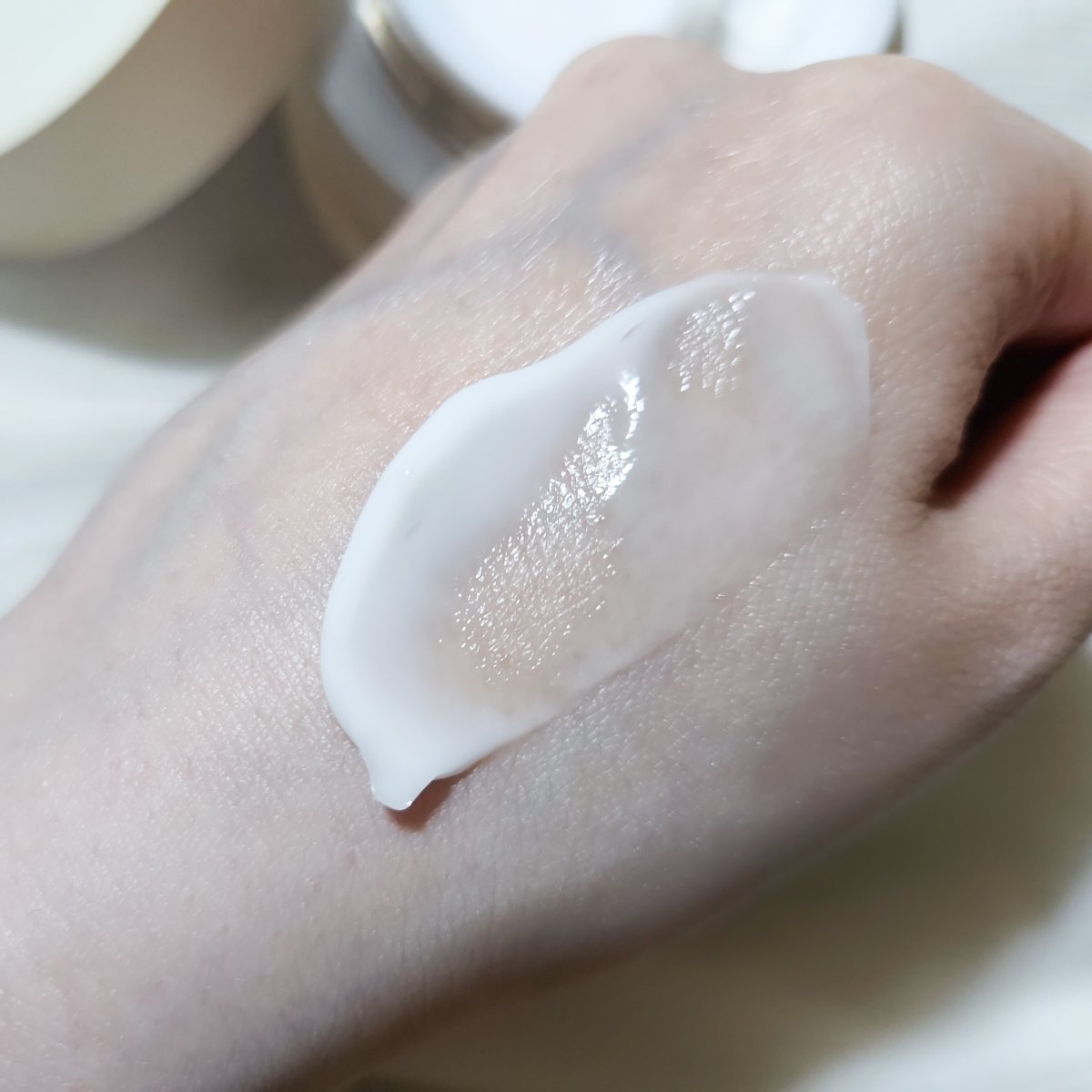 ペプチドハイドレーティングクリーム EX/favs/フェイスクリームを使ったクチコミ（3枚目）