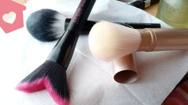 UR GLAM　V POWDER BRUSH（Vパウダーブラシ）/U R GLAM/メイクブラシを使ったクチコミ（3枚目）