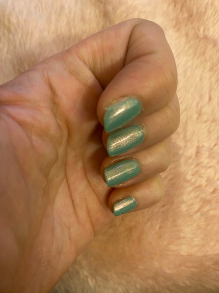 ヴェルニ ロング トゥニュ 889 ペルル ブランシュ(限定)/CHANEL/マニキュアを使ったクチコミ(2枚目)