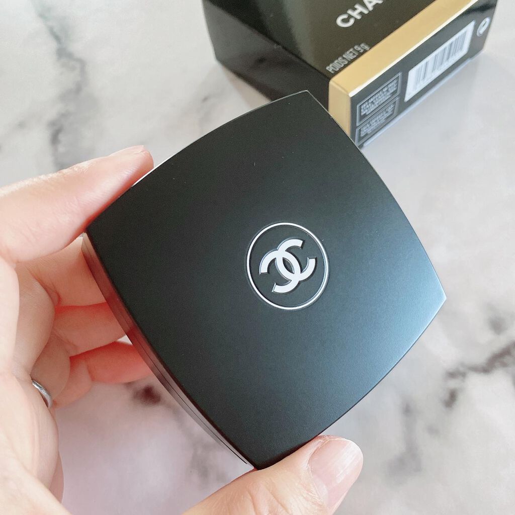 CHANEL ウルトラ ル  タン クッションのクチコミ「・
\CHANEL初のウォータープルーフクッション/

#コスメ購入品
#コスメレビュー

2.....」（2枚目）