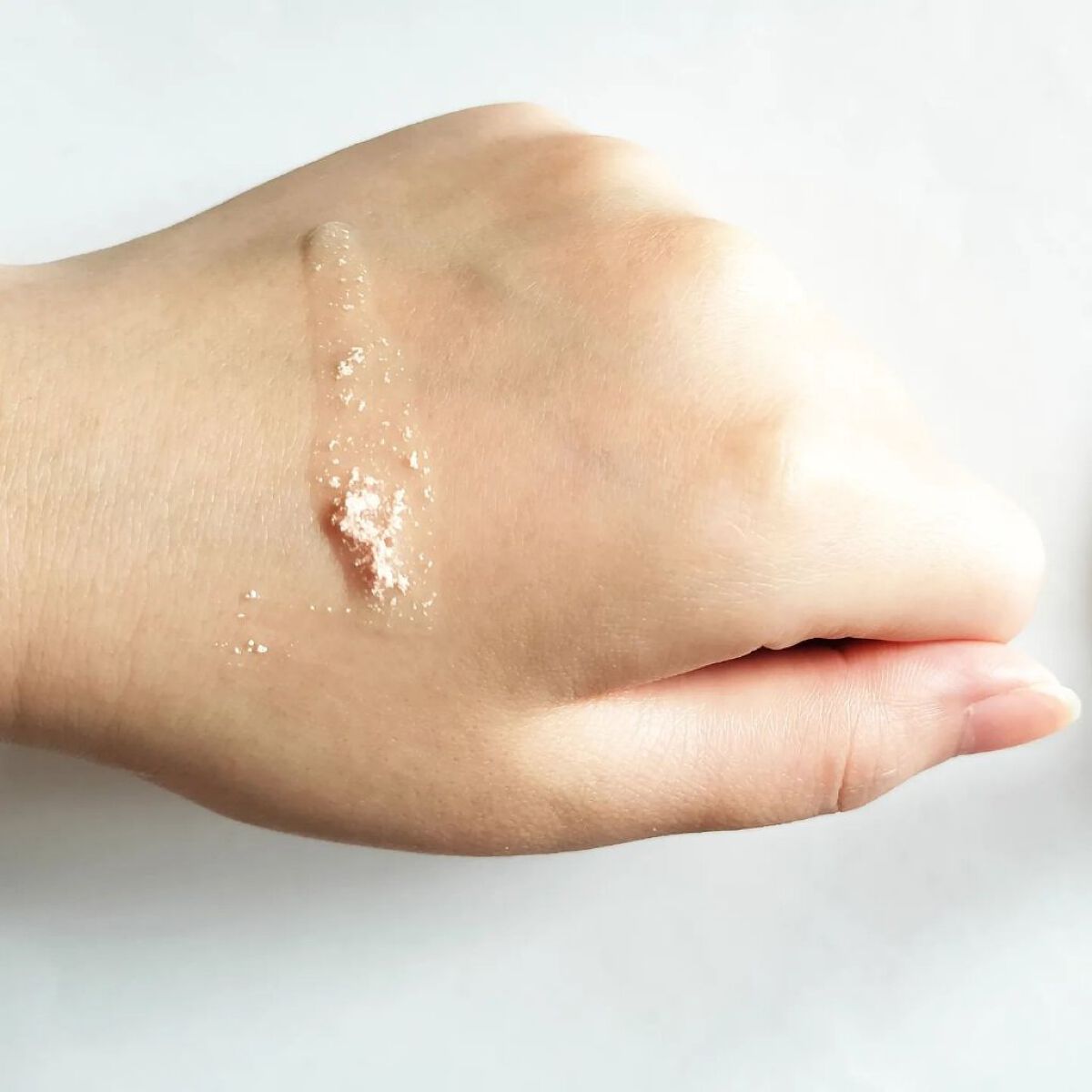 ビタミントーンアップサンセラム/VELY VELY/日焼け止めローションを使ったクチコミ（3枚目）