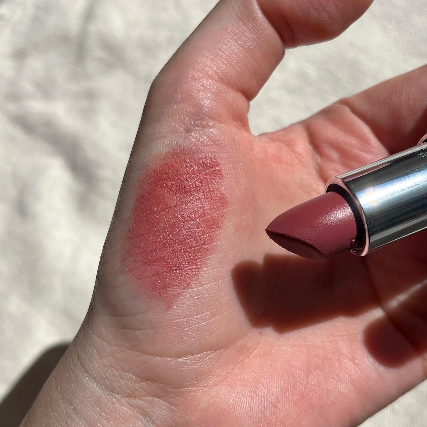 ルージュ・ジバンシイ・シアー・ベルベット/GIVENCHY/口紅を使ったクチコミ(2枚目)