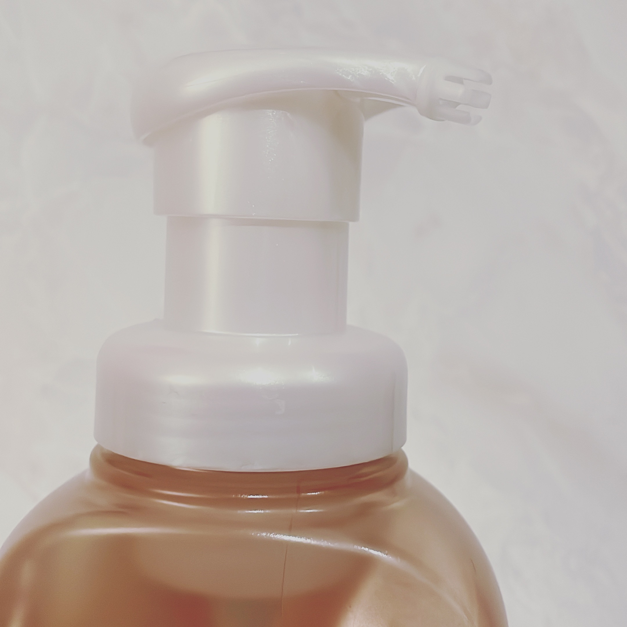 ビオレu ザ ボディ 泡タイプ モイスチャースムース/ビオレu/ボディソープを使ったクチコミ（3枚目）