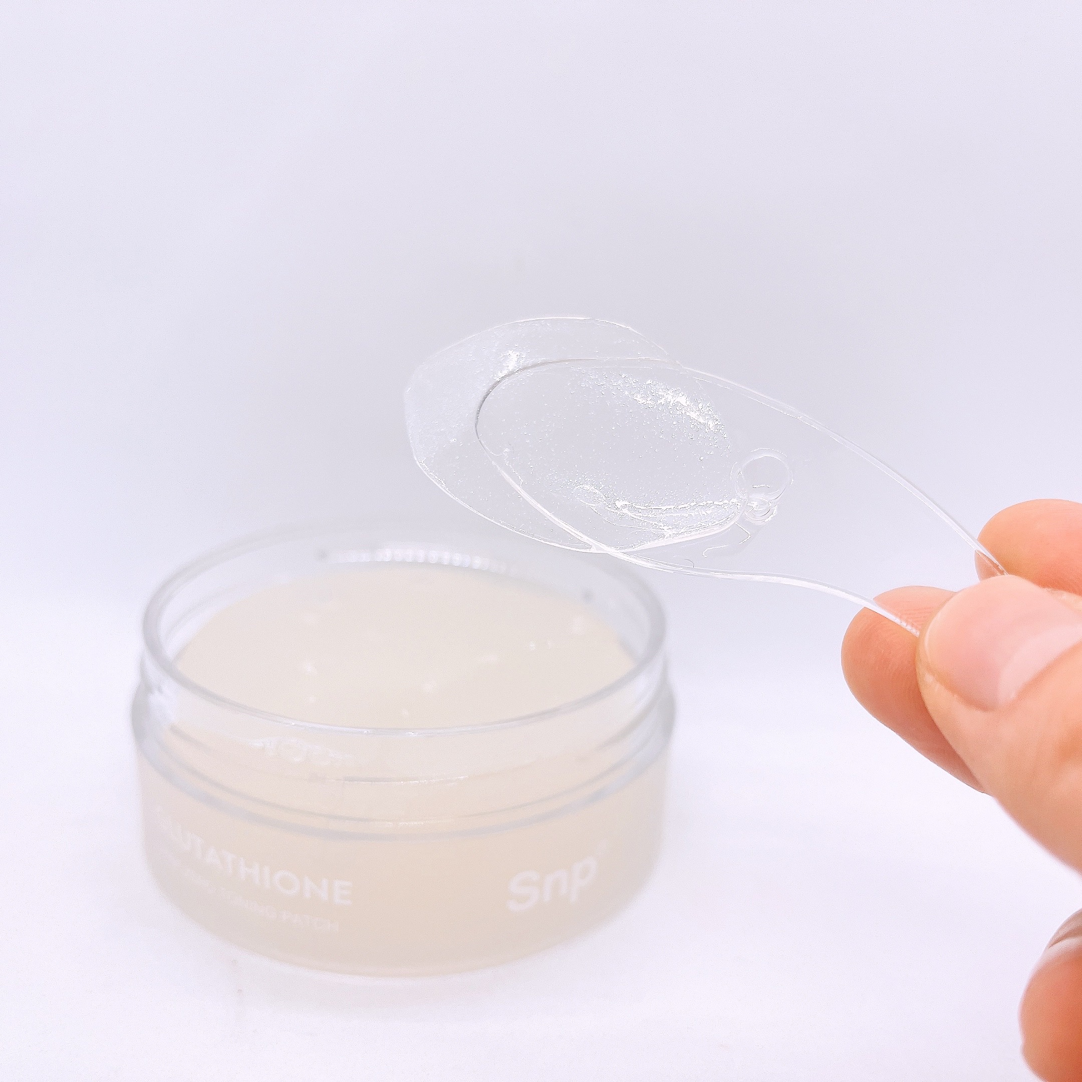 グルタチオンダークゼロトーニングパッチ/SNP/アイケア・アイクリームを使ったクチコミ（3枚目）