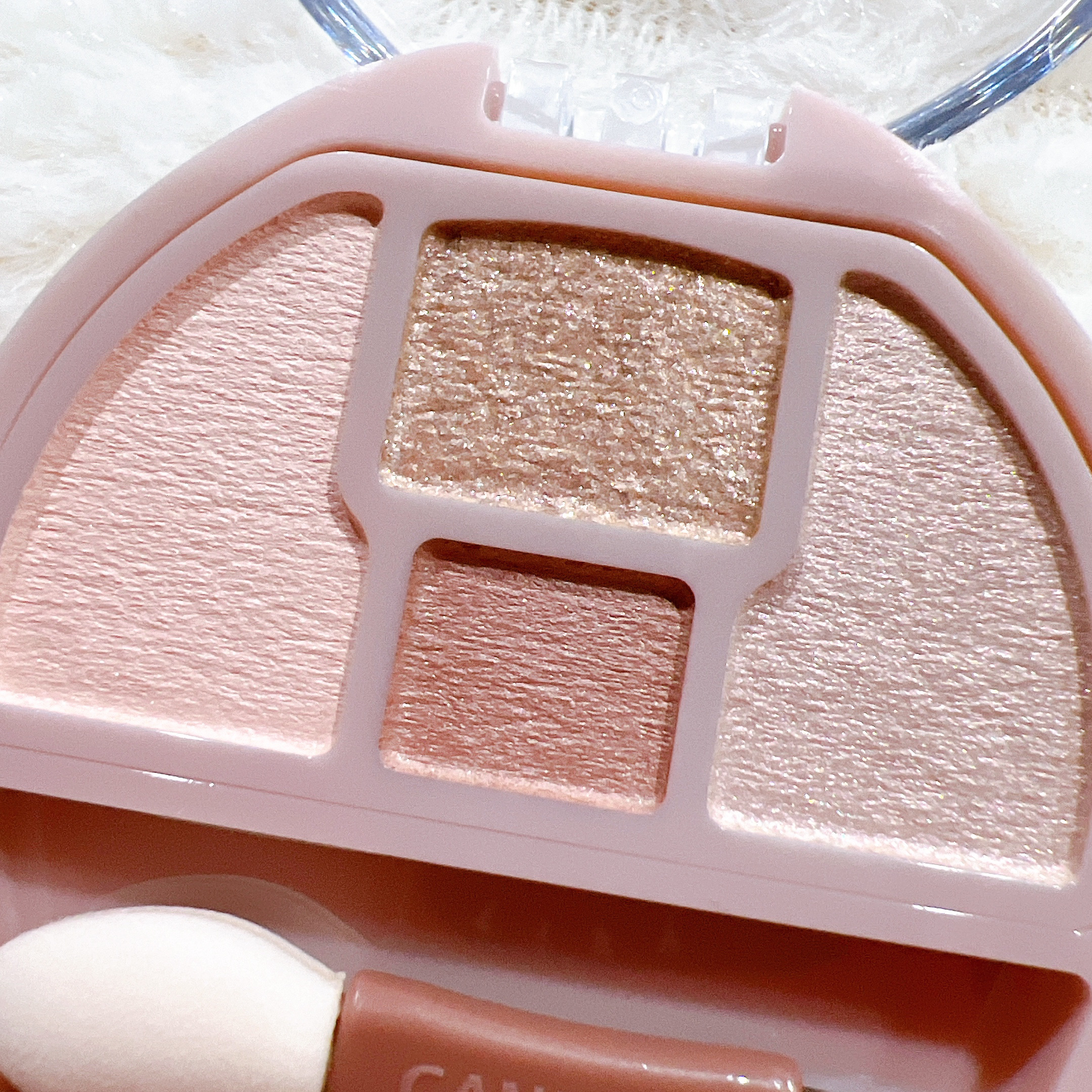 プランぷくコーデアイズ/キャンメイク/パウダーアイシャドウを使ったクチコミ（2枚目）