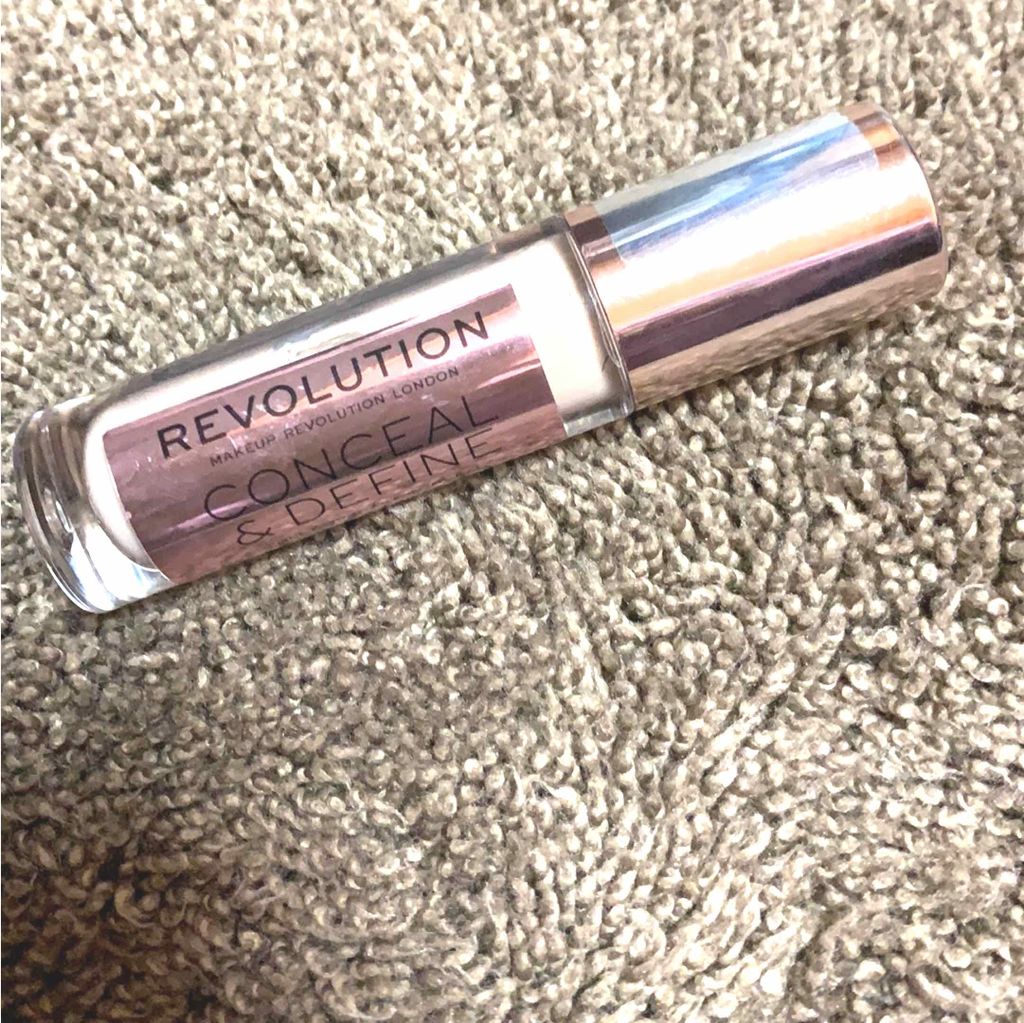 コンシール&ディファイン コンシーラー/MAKEUP REVOLUTION/リキッドコンシーラーを使ったクチコミ(1枚目)