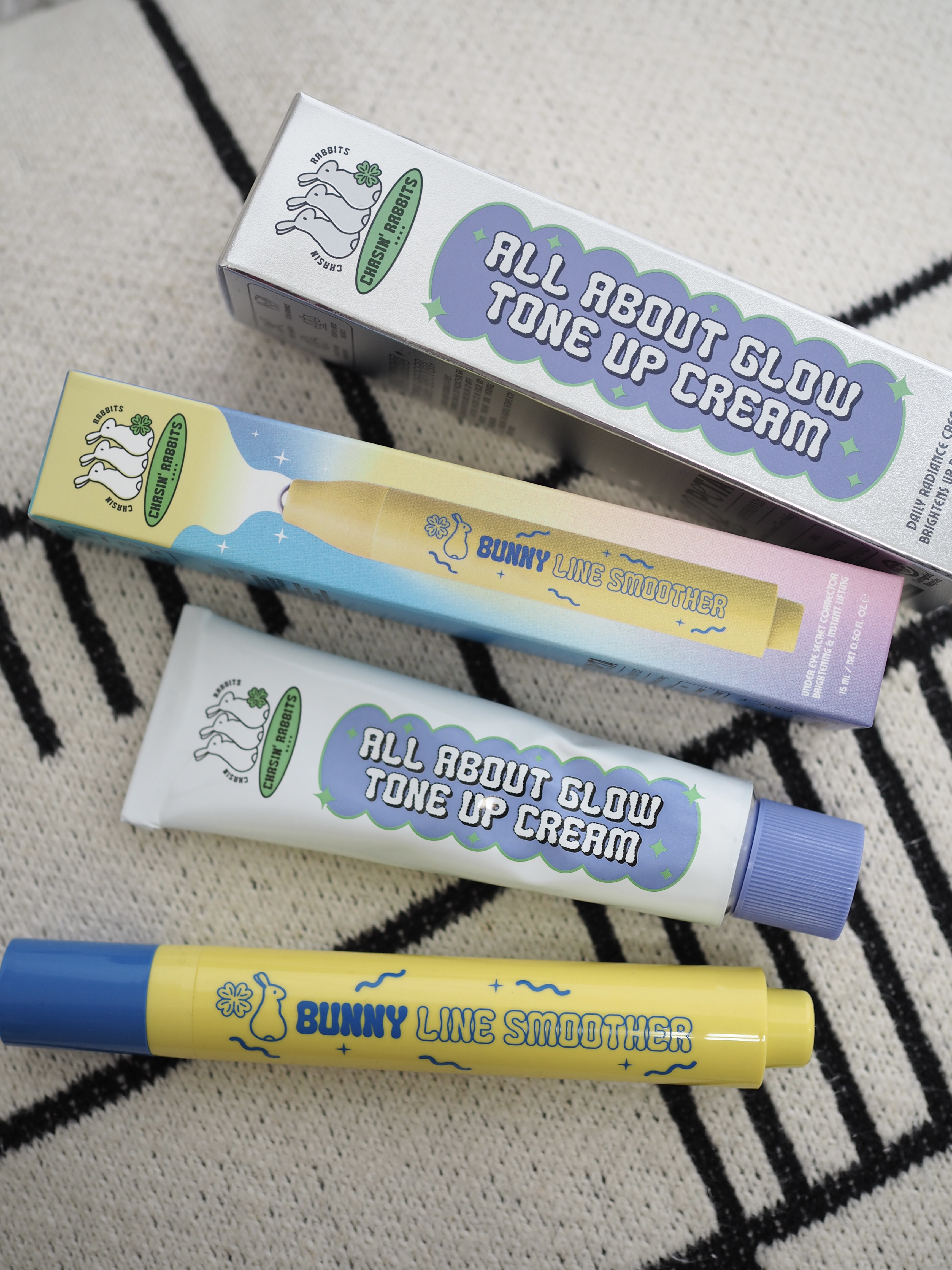 .
CHASIN' RABBITS🐇

✔️オールアバウトグロウトーンアップクリーム
トーンアップクリームってものによっては白浮きしたり
ムラが出来やすい印象だったけれど
少量でもしっかり伸びてベタつかないウォータリーだから
すっぴんで過