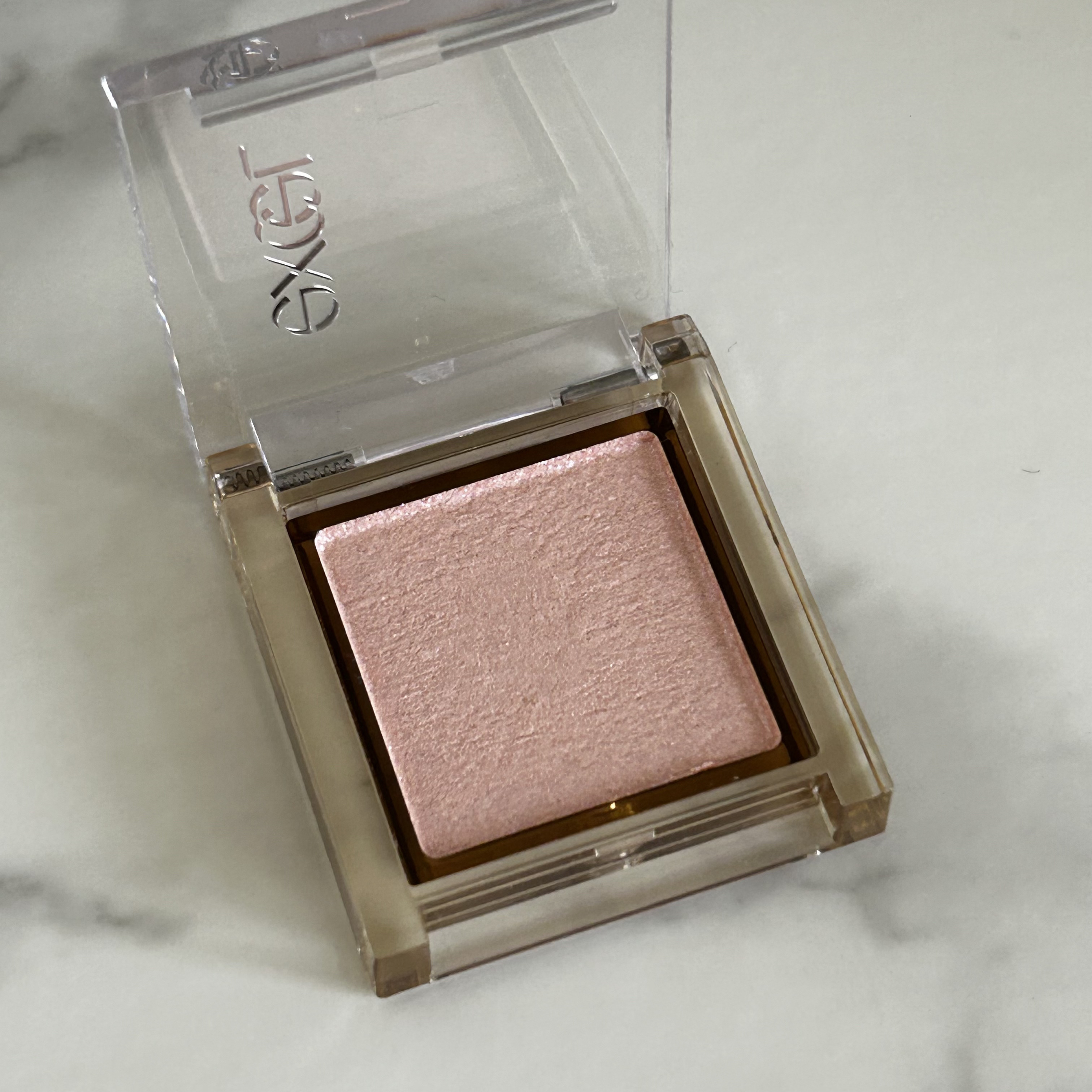 アイプランナー D07 ピーチホリック(限定)/excel/単色アイシャドウを使ったクチコミ（2枚目）