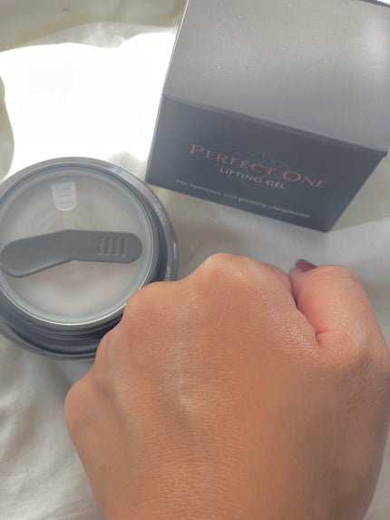 パーフェクトワン リフティングジェル/パーフェクトワン/オールインワン化粧品を使ったクチコミ(4枚目)