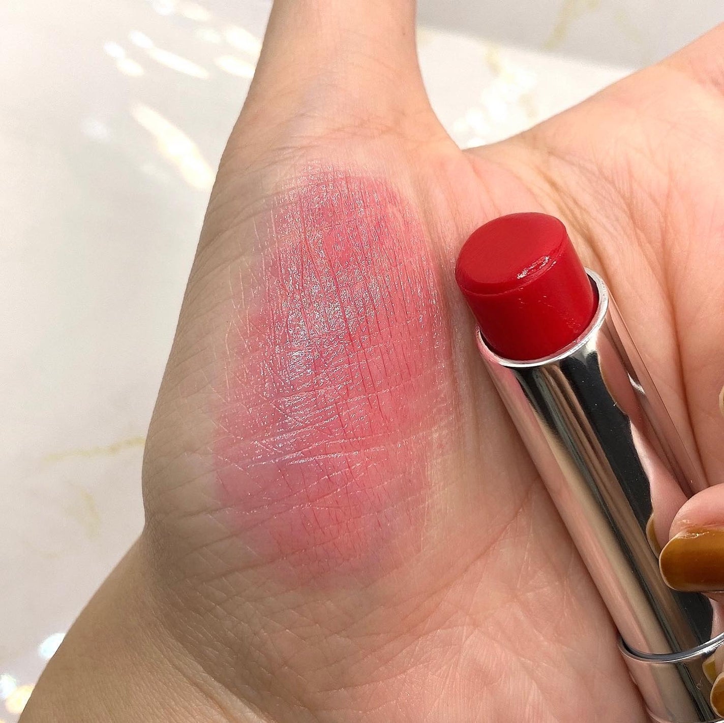 Dior レッド口紅 限定色レビュー】ディオール アディクト リップ グロウ|Diorの
