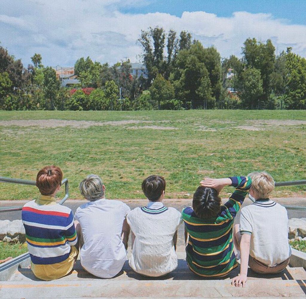 maið on LIPS ãçããïŒãªã¹ã¹ã¡ã®ã¢ã€ã·ã£ããŠãšããããŸããïŒåå¿è
ã§ã䜿ãã..ãïŒ1æç®ïŒ