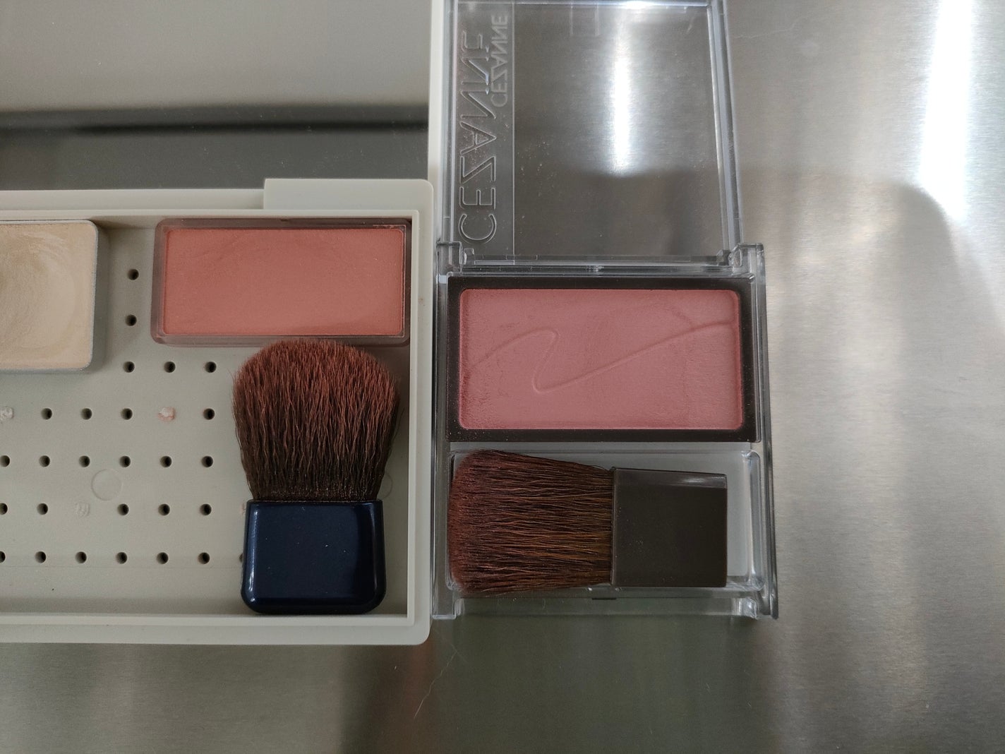 チークブラッシュ/CEZANNE/パウダーチークを使ったクチコミ(1枚目)