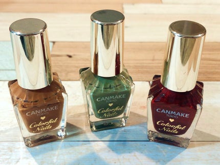 みこ on LIPS 「透明感いっぱいのガラス玉ネイル✨春らしいクリアネイルで指先が楽..」(2枚目)