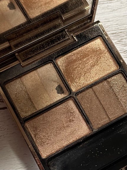 スリーディメンショナルアイズ/LUNASOL/アイシャドウパレットを使ったクチコミ(4枚目)