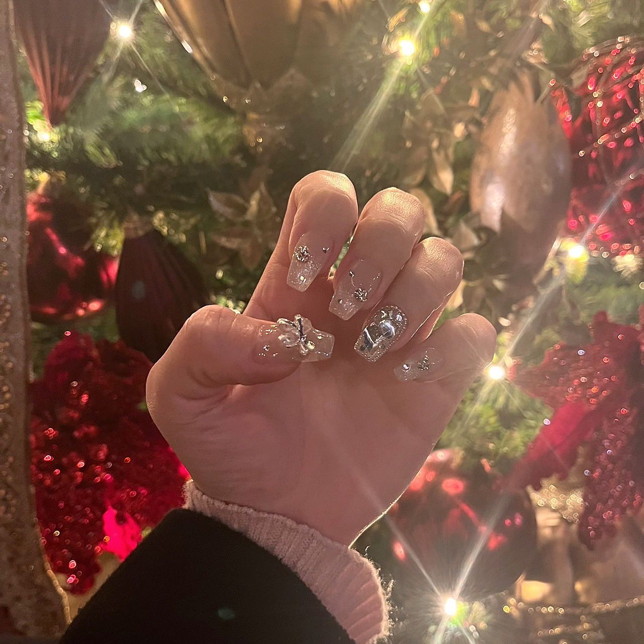 #ジェルネイル,#ワンカラーネイル,#ニュアンスネイル,#うるうるネイル,#ちゅるんネイル,#シンプルネイル,#パーツネイル,#透け感ネイル,#クリアネイル,#ぷっくりネイル,#ちぐはぐネイル,#韓国ネイル,#チークネイル,#うるつやネイル,#フレンチガーリーネイル,#マグネットネイル,#ベージュネイル,#埋めつくしネイルのネイルデザイン