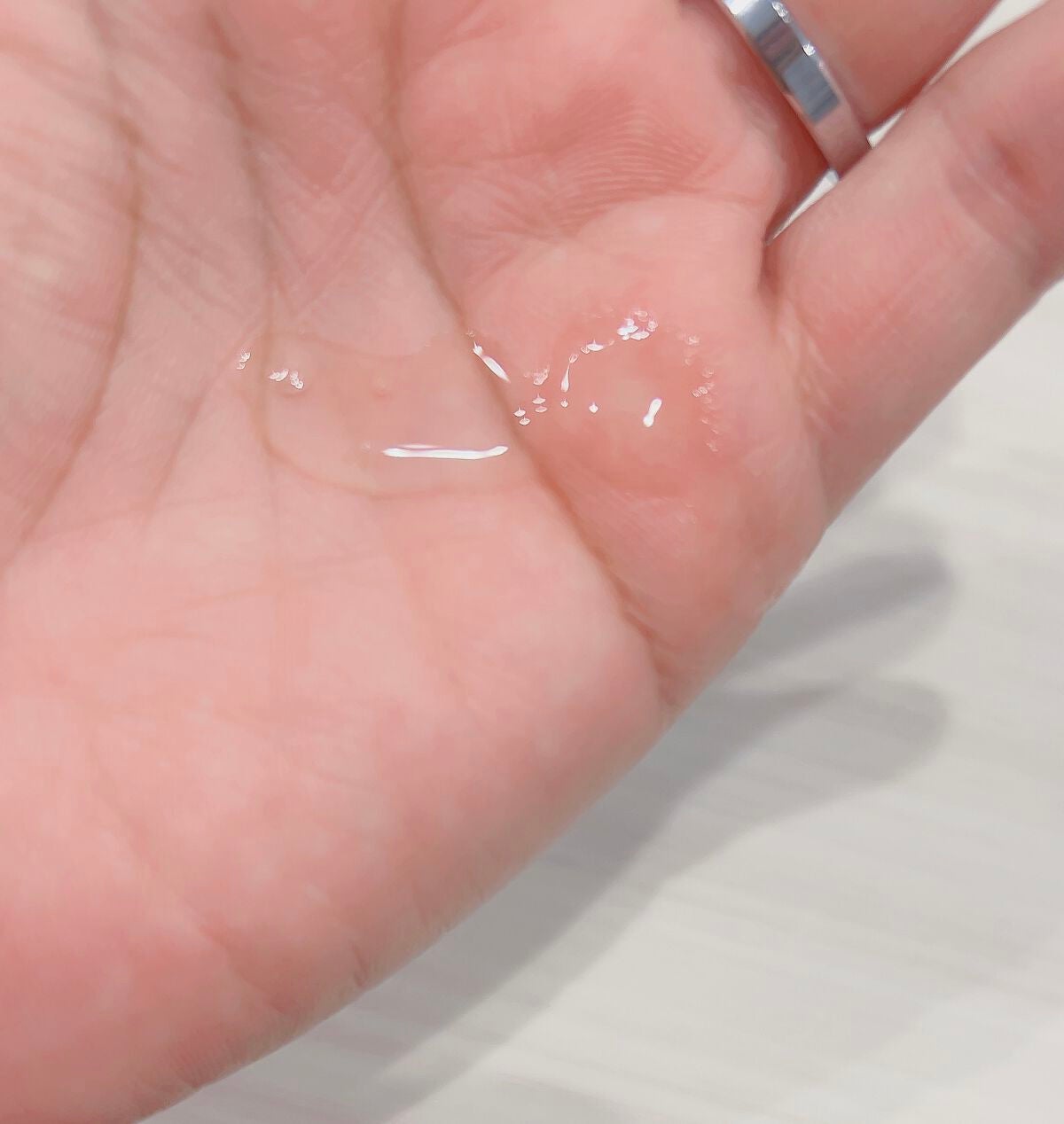 エッセンシャル クレンザー/ロベクチン/洗顔フォームを使ったクチコミ(4枚目)