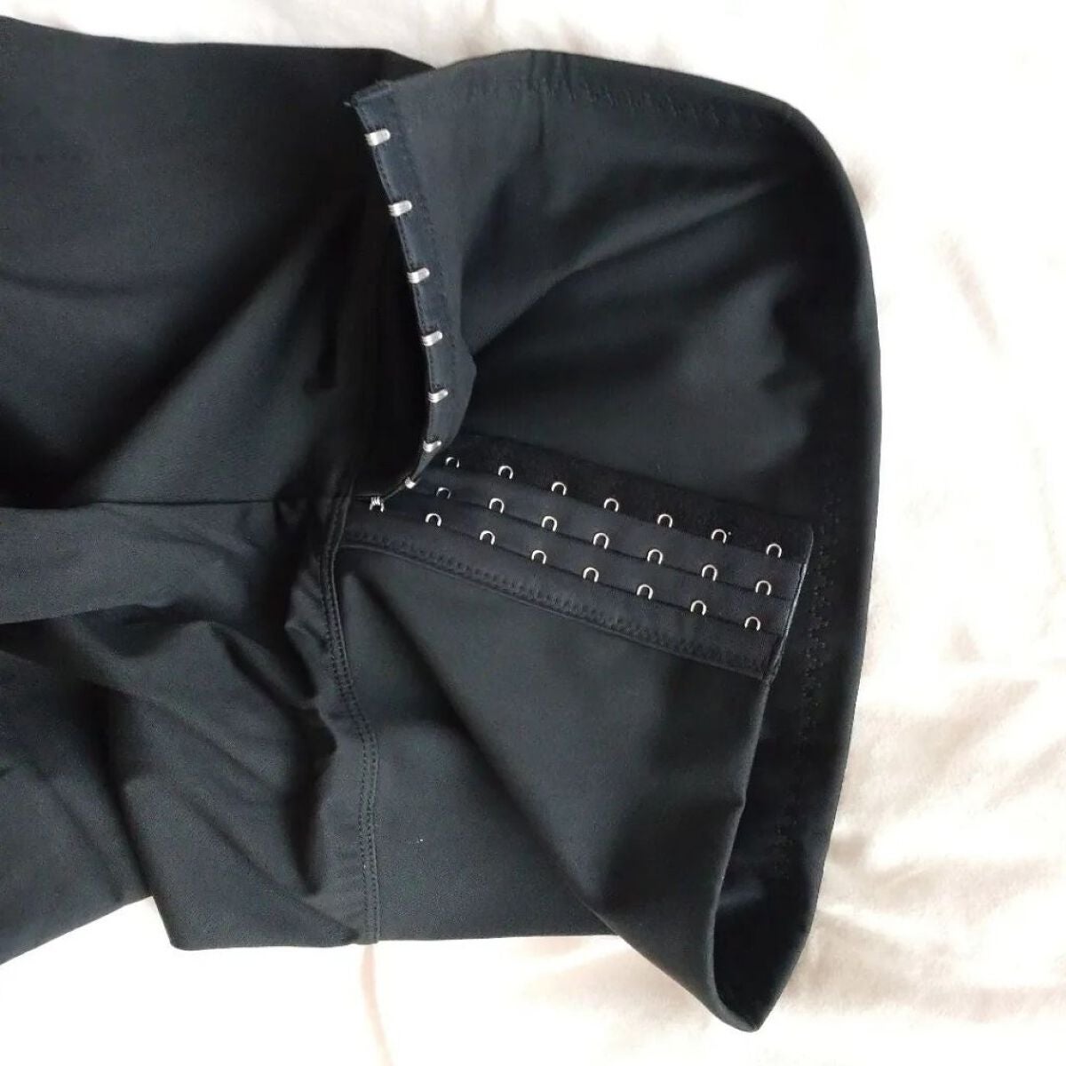 seiko_official on LIPS 「#ペルヴィガードスルンと履ける着心地フィットでひびかない太もも..」(4枚目)