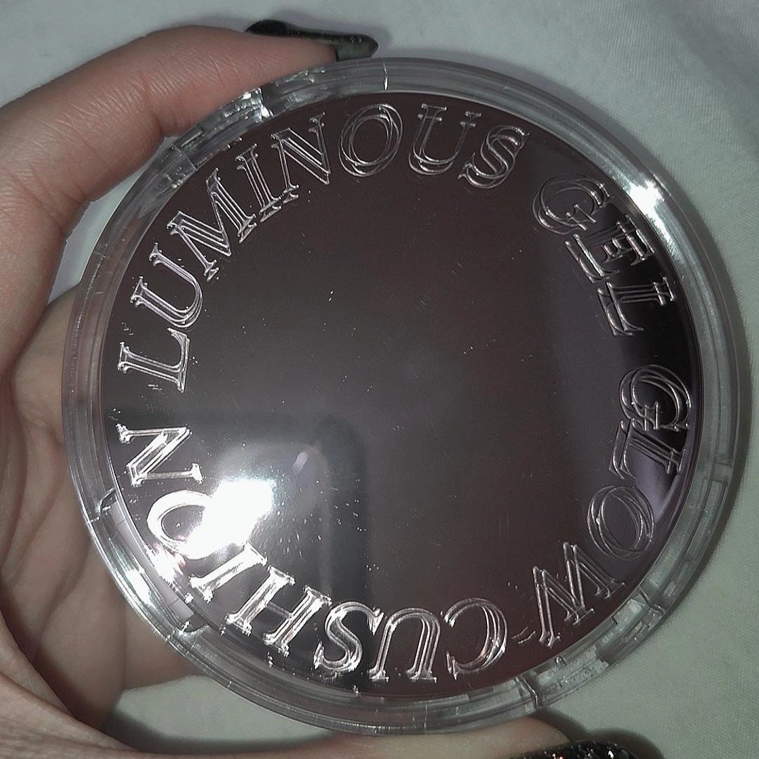 ルミナスジェルグロークッション/TONYMOLY/クッションファンデーションを使ったクチコミ（2枚目）