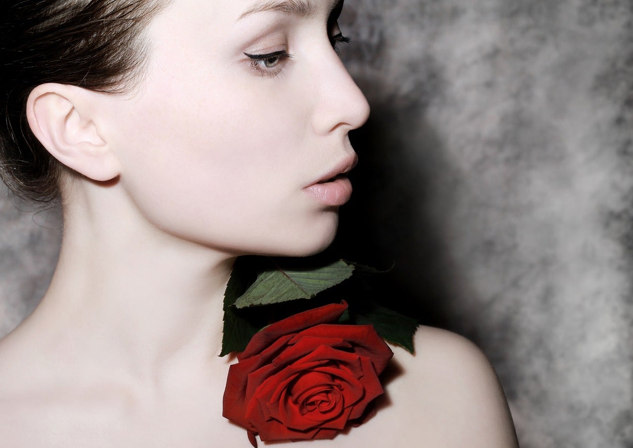 頭皮が硬いとどうなる?頭皮ケアに効果的なマッサージやおすすめグッズを紹介!の画像