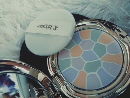 ラ プードル オートニュアンス/Elégance/プレストパウダーを使ったクチコミ(1枚目)