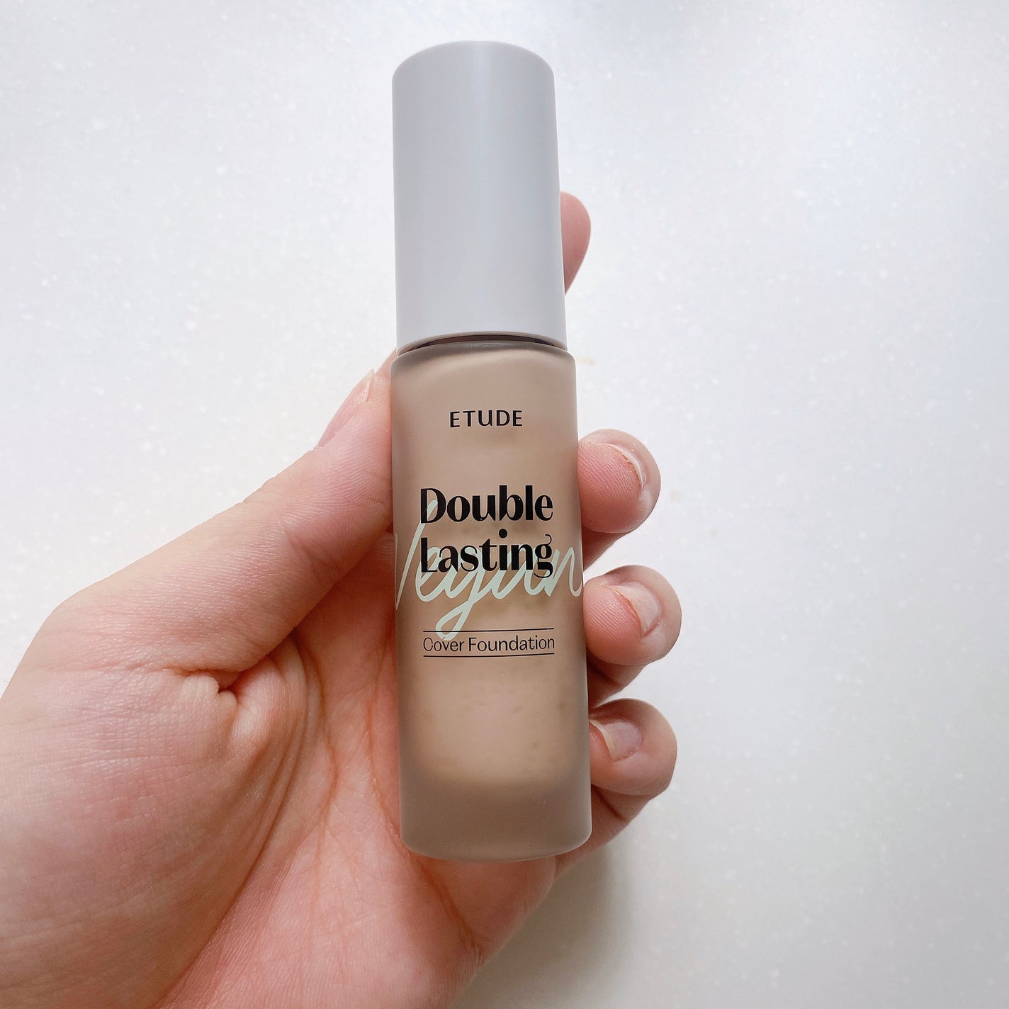 ダブルラスティングヴィーガンカバーファンデーション/ETUDE/リキッドファンデーションを使ったクチコミ(1枚目)