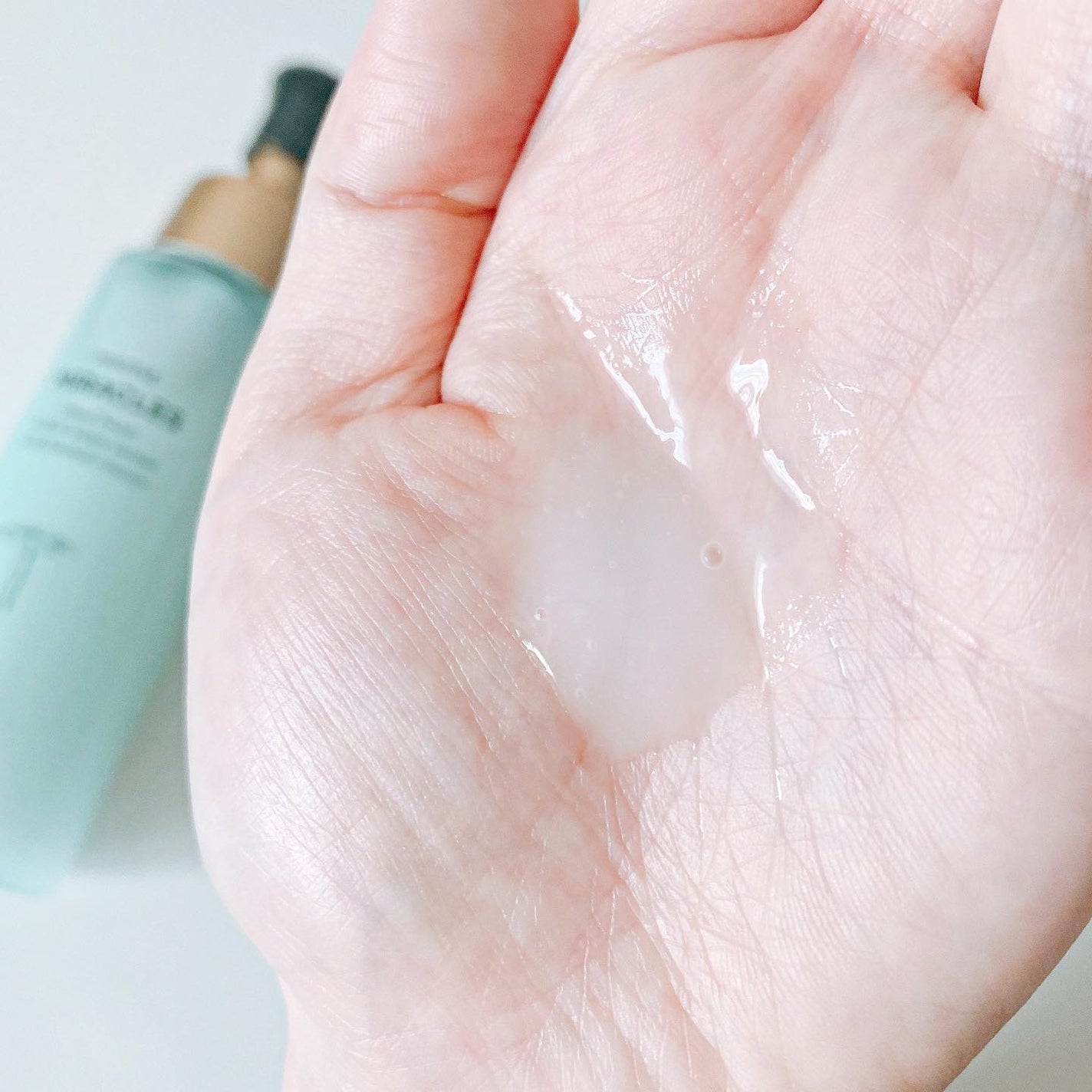 ミラクルズ うるおいブーストミルクウォーターセラム/パンテーン/アウトバストリートメントを使ったクチコミ(3枚目)