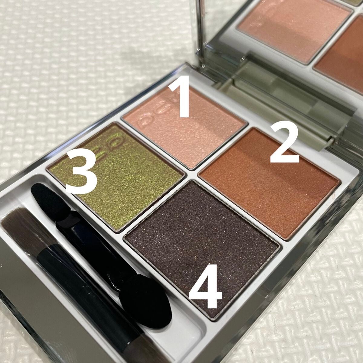 シグニチャー カラー アイズ/SUQQU/アイシャドウパレットを使ったクチコミ(2枚目)