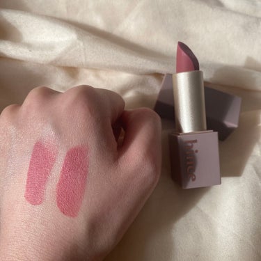 お気に入りのリップ💄

hinceのムードインハンサーマット アリュールです！

良いところ👍
・マットにしては潤いがある
・発色がよい
・乾燥しにくい
・色持ちが良い(2枚目 水で流したもの)

惜し