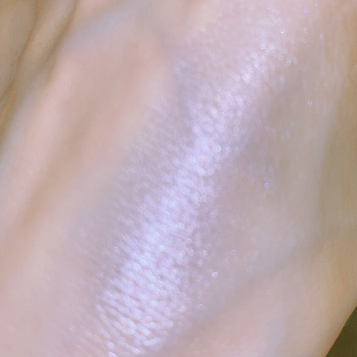 パールグロウニュアンサー/CEZANNE/パウダーハイライトを使ったクチコミ(3枚目)