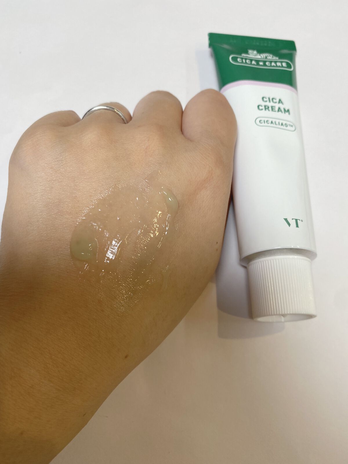 CICA クリーム/VT/フェイスクリームを使ったクチコミ(3枚目)
